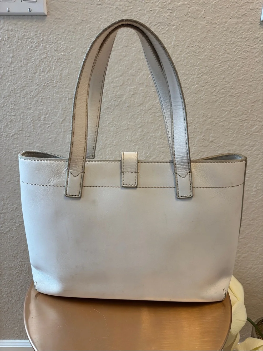 SAMPLE Fossil White Leather Tote Bag with Gold Accent - Austin Collection